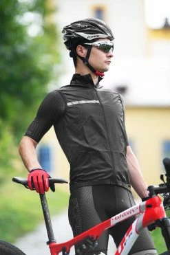 Gilet Force Windpro Coupe-Vent 9 Gilet Force Windpro Coupe-Vent -Promos Vtt Boutique gilet force windpro coupe vent p image 101940 grande