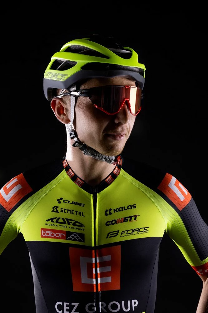 Lunettes Force Creed Noir/Rouge - Ecran Rouge 5 Lunettes Force Creed Noir/Rouge - Ecran Rouge – Image 5